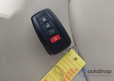 2021 Toyota Highlander Xle from USA, damaged, VIN 5TDHZRBH1MS067578